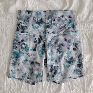 Lululemon align shorts size 6